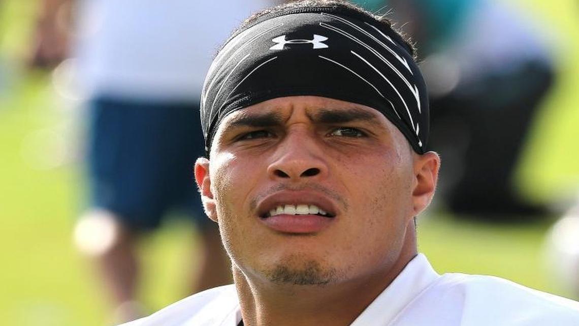 Kenny Stills agreed to a four-year contract that keeps him in Miami.