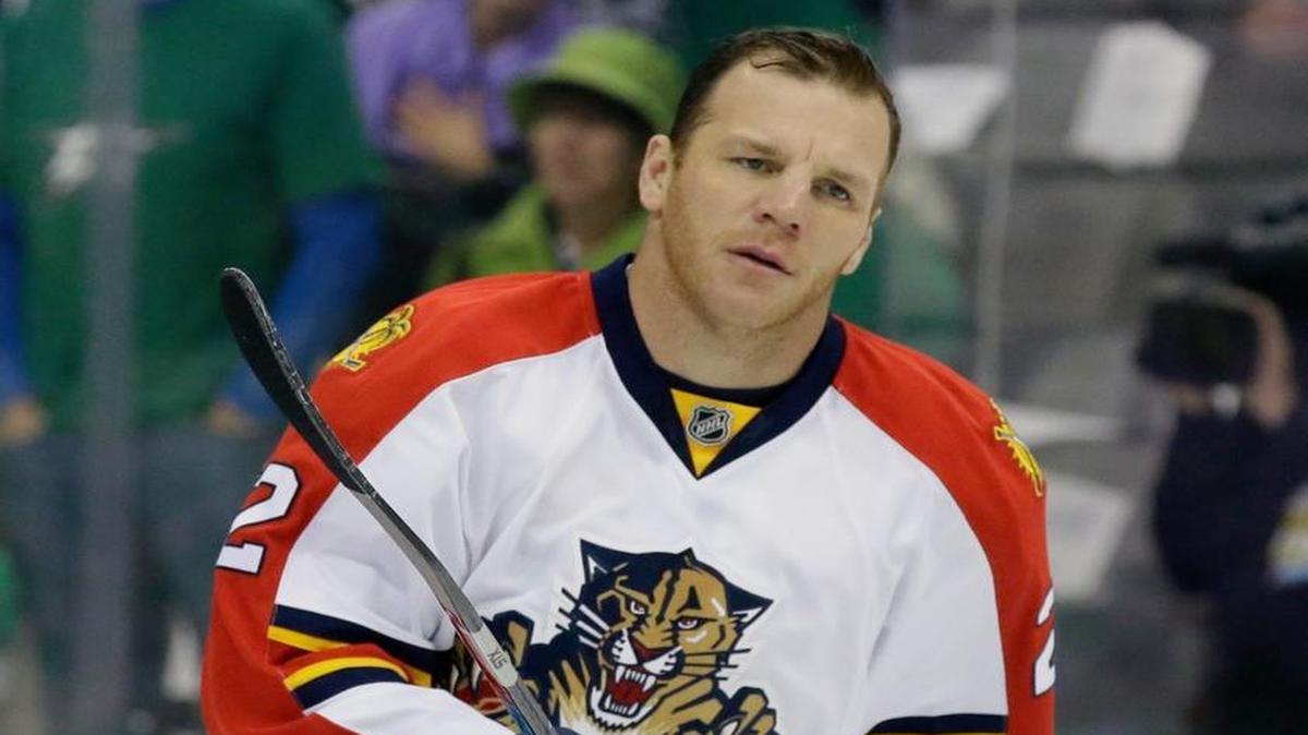 Florida Panthers right wing Shawn Thornton (22) skates the ice during warm ups before an NHL hockey game against the Dallas Stars Saturday, Oct. 24, 2015, in Dallas.