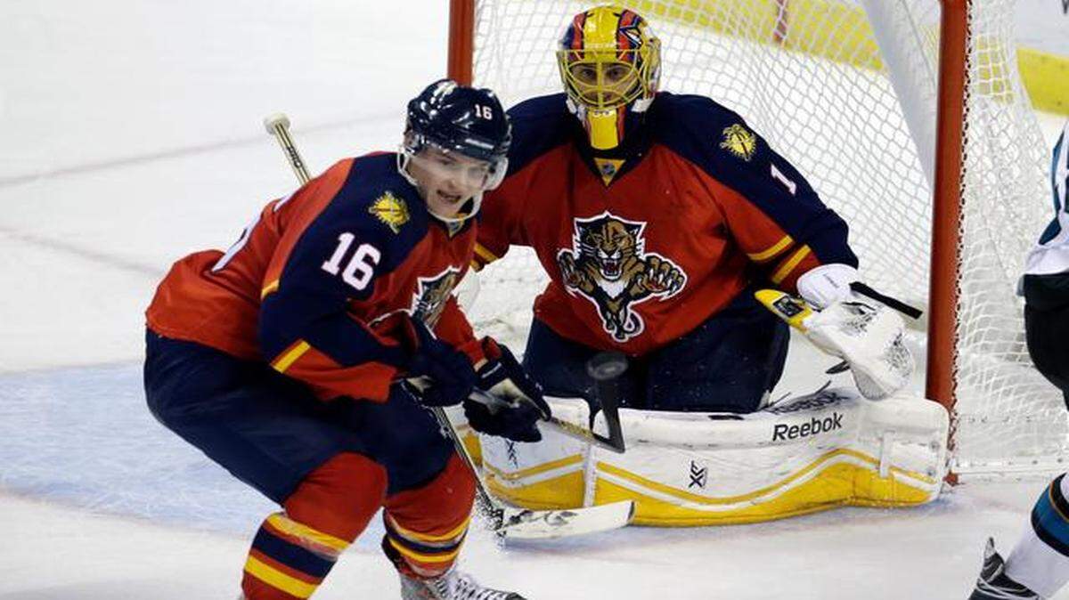 
Unselfish: Aleksander Barkov (16) said he has to change his mentality of thinking ‘pass first.’ 
