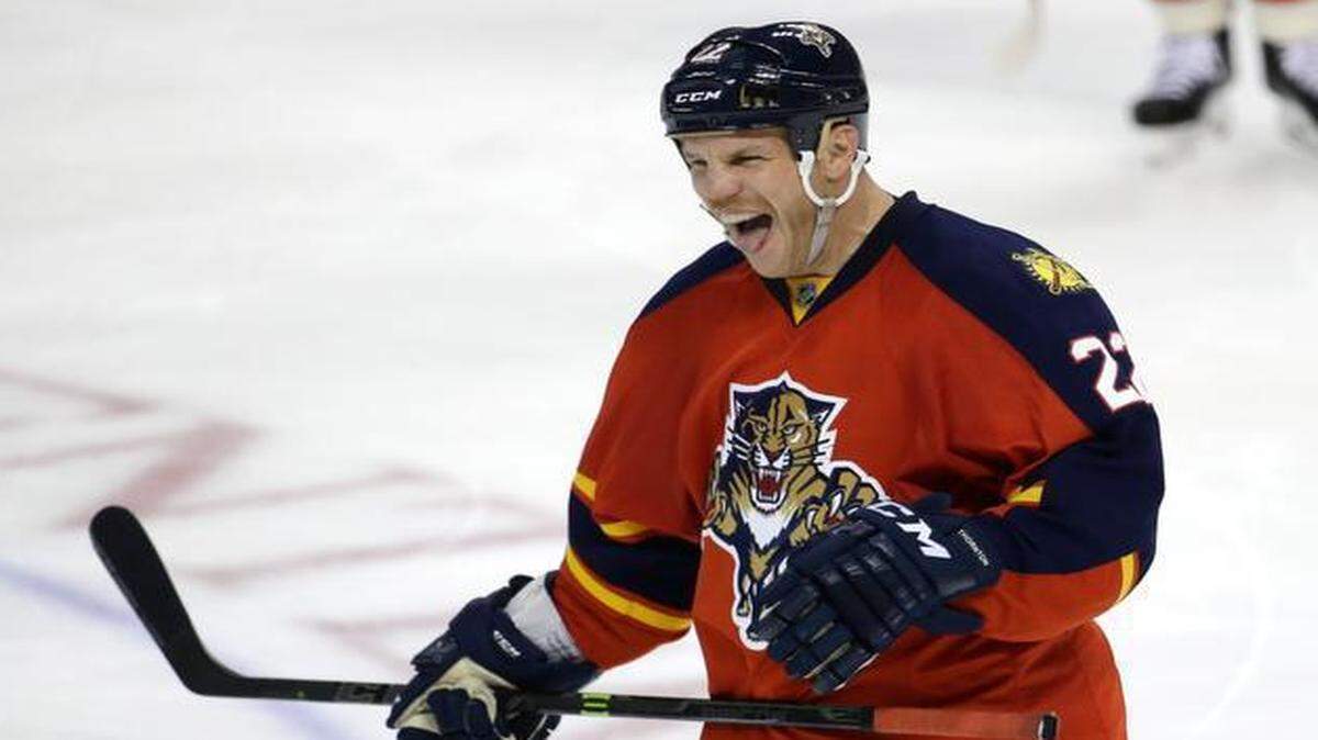 
‘You can’t hit the panic button but there needs to be a sense of urgency,’ right wing Shawn Thornton said of the Panthers’ record.
