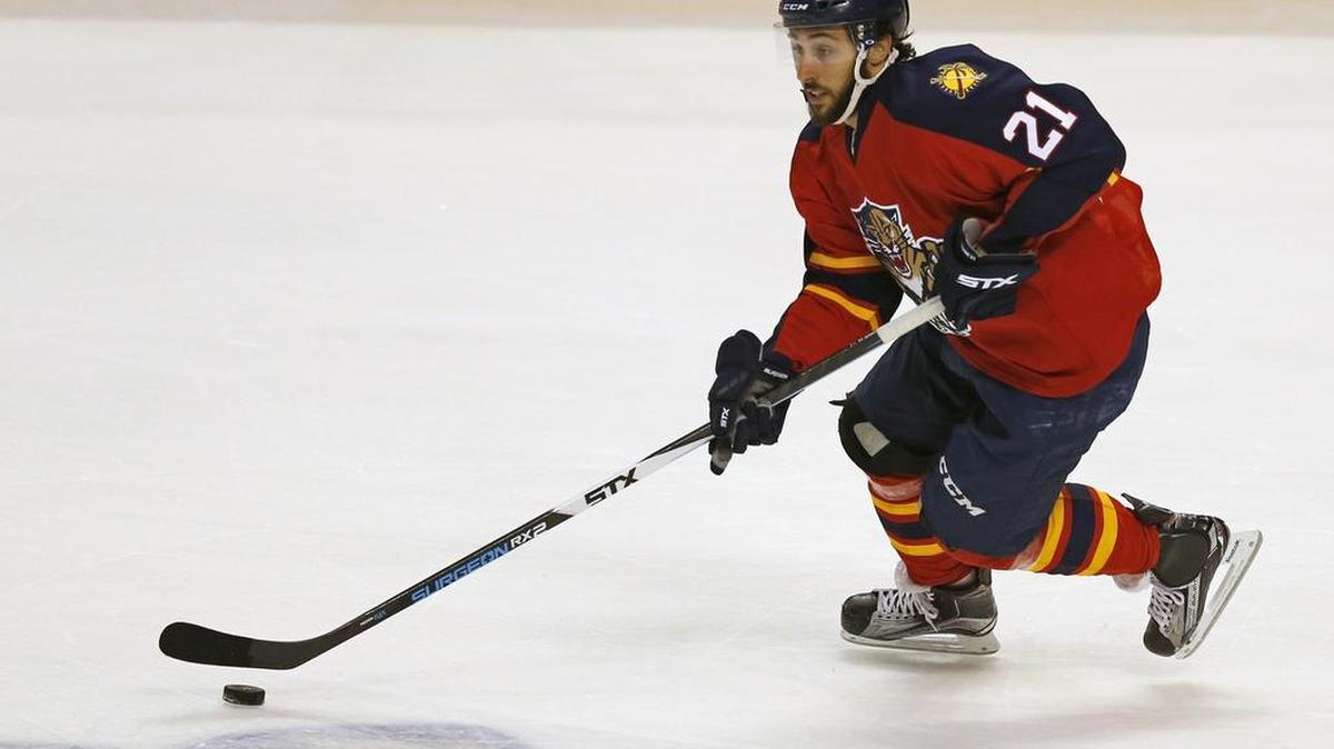 Back from injury, Florida Panthers center Vincent Trocheck (21) in the first period as the Panthers host the New York Islanders for game 5 of the playoffs at the BB&T Center on Friday, April 22, 2016.