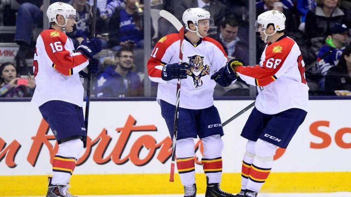 
Jaromir Jagr, right, Sasha Barkov, left, and Jonathan Huberdeau have been the hottest line in the league with six goals and 10 assists in four games. 
