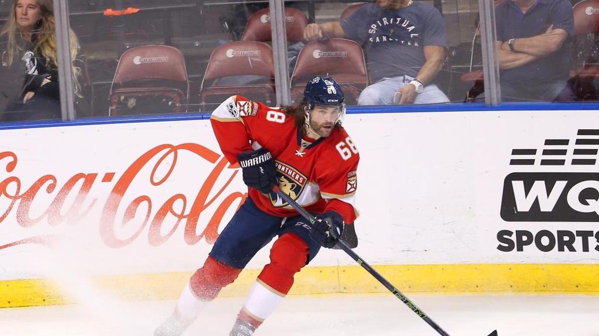 Jaromir Jagr brings up the puck for the Florida Panthers in January at BB&T Center.
