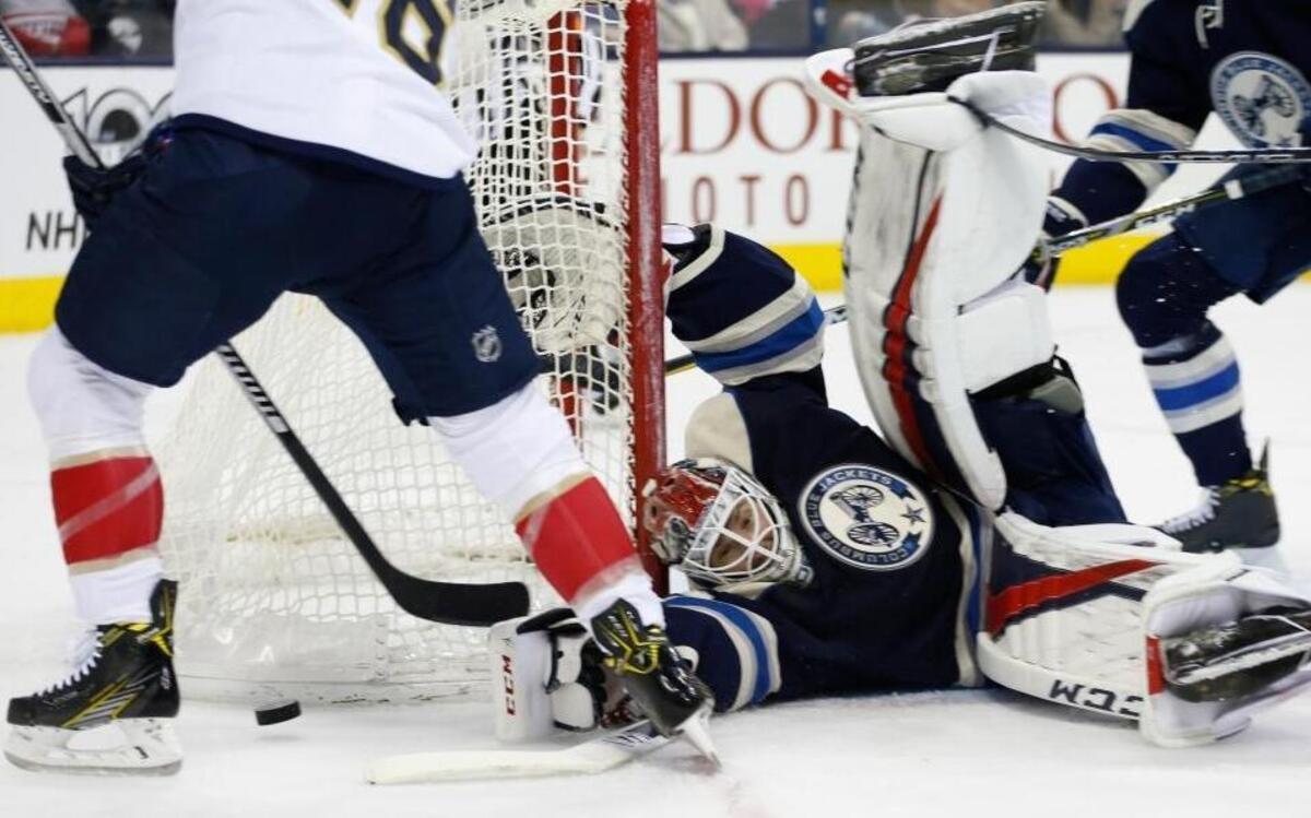 Columbus Blue Jackets' Sergei Bobrovsky, of Russia, makes a save against the Florida Panthers during the first period of an NHL hockey game Thurs., March 16, 2017, in Columbus, Ohio.