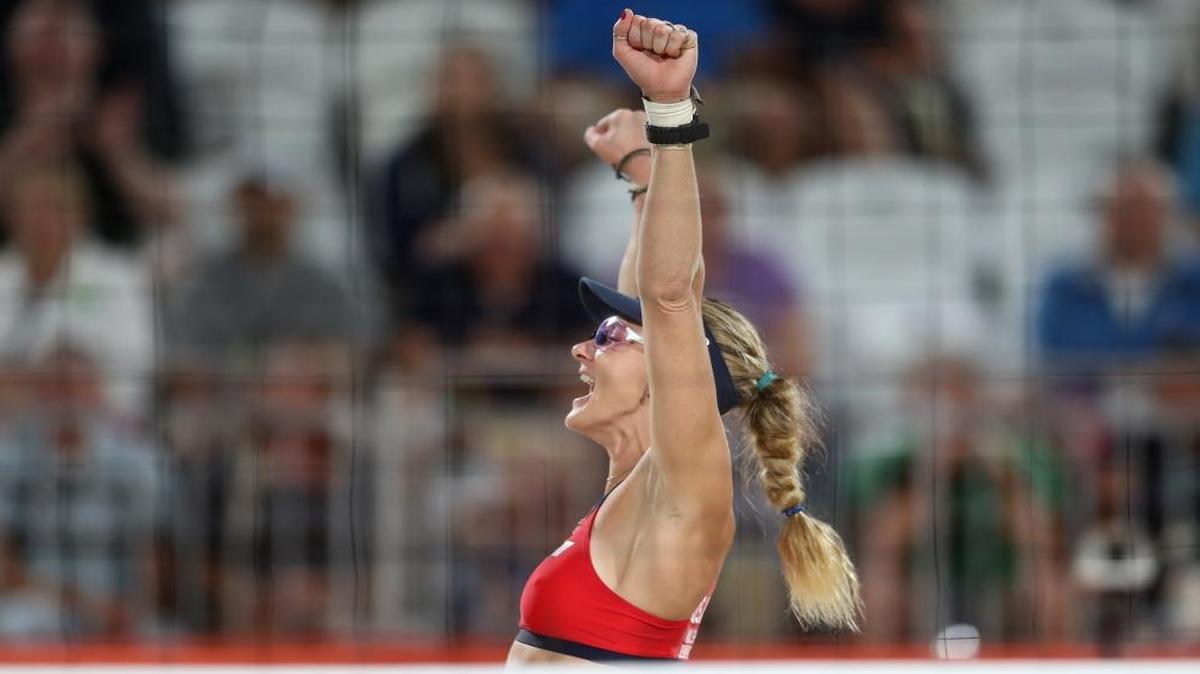 United States' Kerri Walsh Jennings celebrates winning a point during a women's beach volleyball match against Australia at the 2016 Summer Olympics in Rio de Janeiro, Brazil, Sun., Aug. 7, 2016.