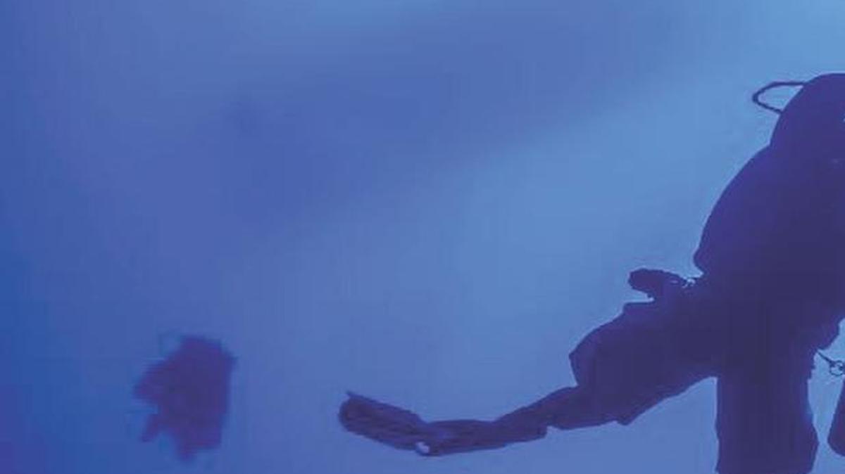 A diver swims atop the USS Spiegel Grove wreck during a recent excursion off Key Largo, which is considered a technical dive. The trip called for a ‘double dip,’ or successive dives.