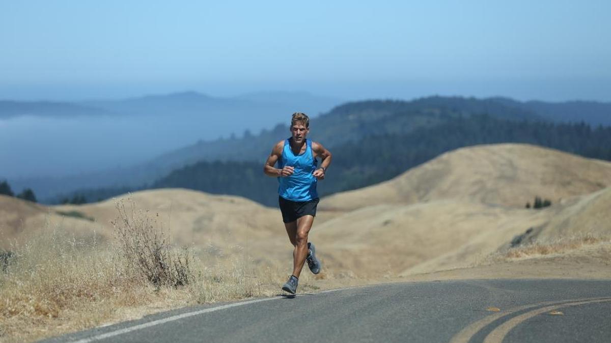 Dean Karnazes, known as ‘Ultramarathon Man,’ has run in the South Pole and Death Valley. On Sunday, Jan. 28, 2018, he’ll be at his first Fitbit Miami Marathon.