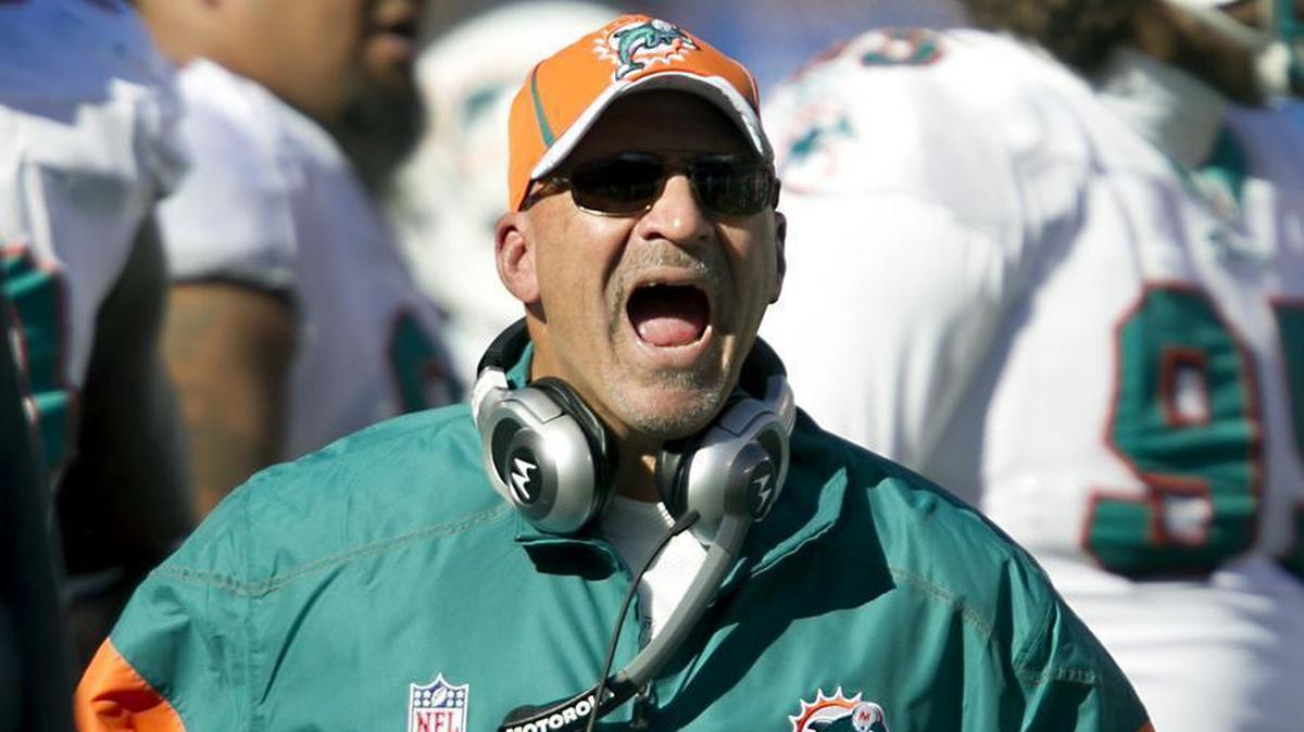 Tony Sparano as Dolphins head coach in a 2011 game against the New York Giants. Sparano was fired that season.