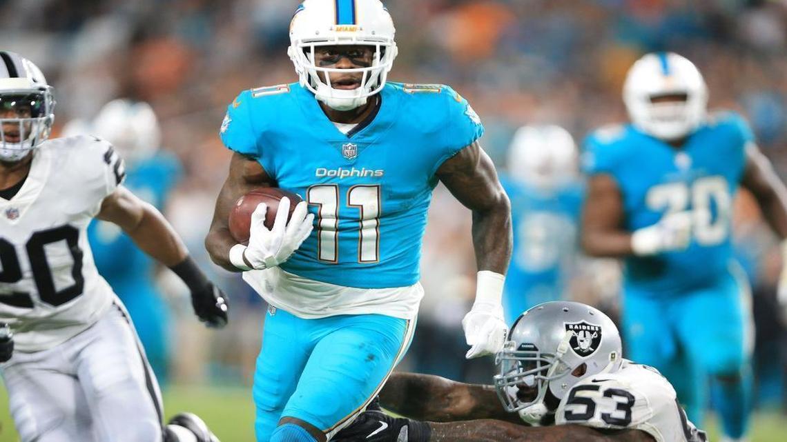 Miami Dolphins wide receiver DeVante Parker helps a team that has struggled throughout the 2017 season.