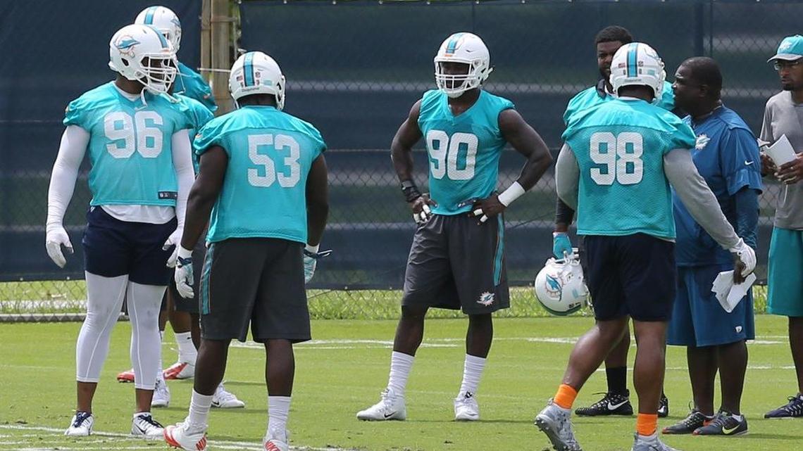 Miami Dolphins DE Charles Harris (90), during OTAs at the Miami Dolphins training facility in Davie.