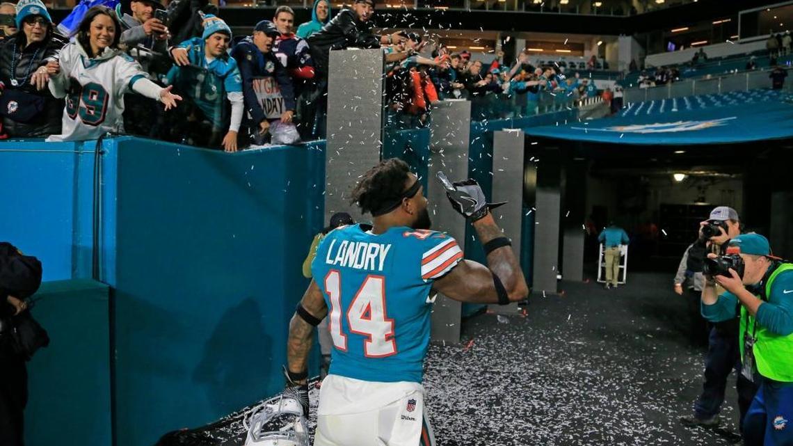 The Miami Dolphins are trading receiver Jarvis Landry and there are good reasons for that and significant hurdles to clear before that happens, writes Armando Salguero.