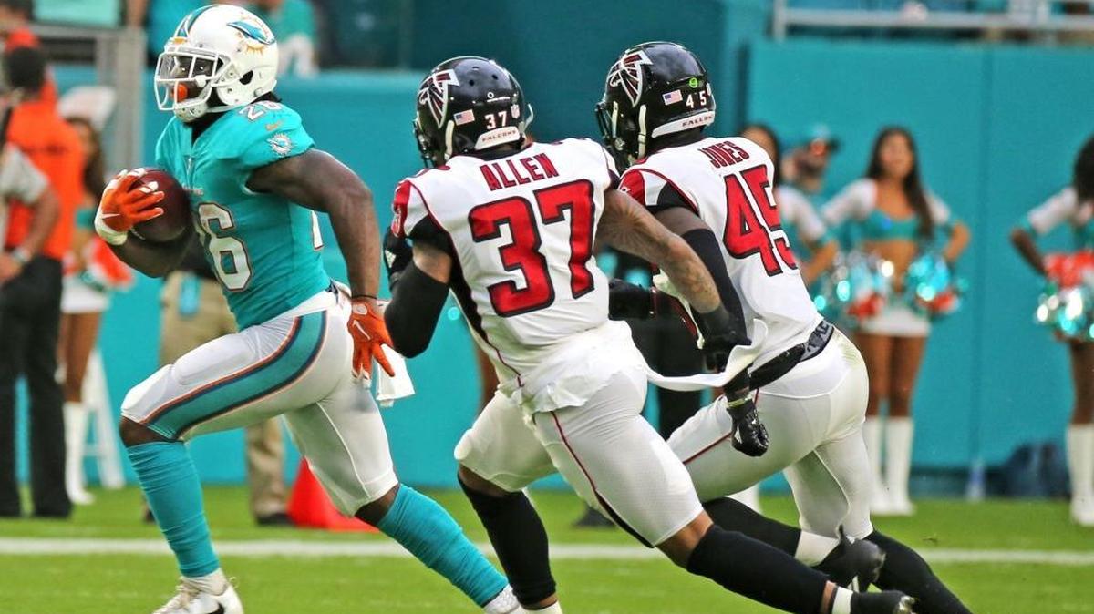 Atlanta Falcons safety Ricardo Allen (37) is eager to sign a long-term contract with the team