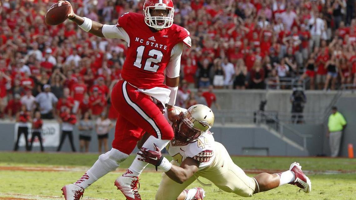 The Miami Dolphins need an elite pass rusher who can get to the passer and Florida State defensive end DeMarcus Walker (44) has been that for the Seminoles.