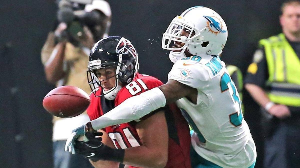 Miami Dolphins cornerback Cordrea Tankersley (30) deflects the ball from Atlanta Falcons tight end Austin Hooper (81) that resulted in a Rashad Jones interception late in Miami’s Oct. 15 win against Atlanta. Tankersley began the first day of training camp with the starters.