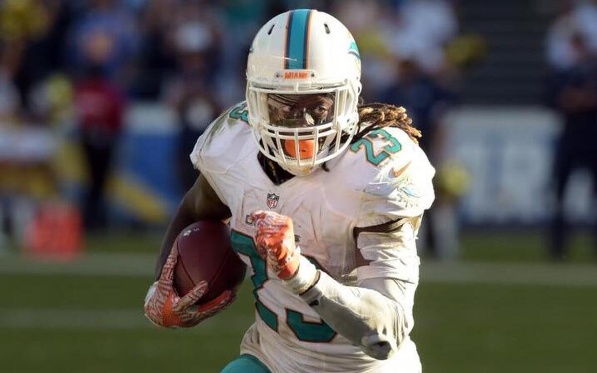 The Dolphins’ offensive line is banged up and they are facing a top defensive line Sunday against the Rams, so they could choose to limit Jay Ajayi’s usage despite the run game proving to be a key to winning football for Miami.