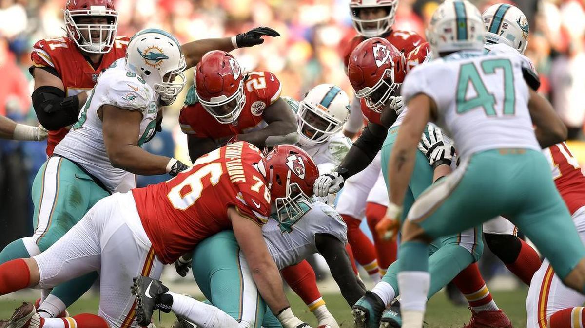 On fourth down and 1 yard to go in the third quarter, Kansas City Chiefs running back Kareem Hunt (27) was stopped short of the first down for a turnover on downs to the Miami Dolphins on December 24, 2017 at Arrowhead Stadium in Kansas City, Mo. The Chiefs won, 29-13, clinching the AFC West division title.