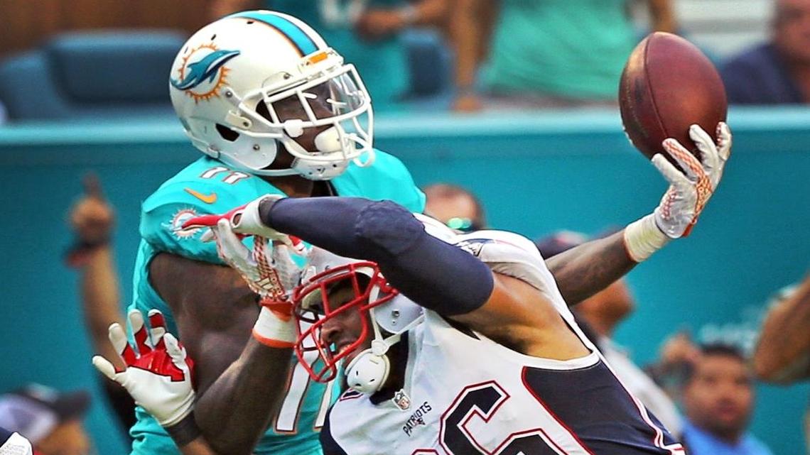 Miami Dolphins DeVante Parker catches a fourth quarter pass to help set up a touchdown to help the Dolphins defeat the New England Patriots in the 2015 season finale. He hasn’t seen the field in 2016.