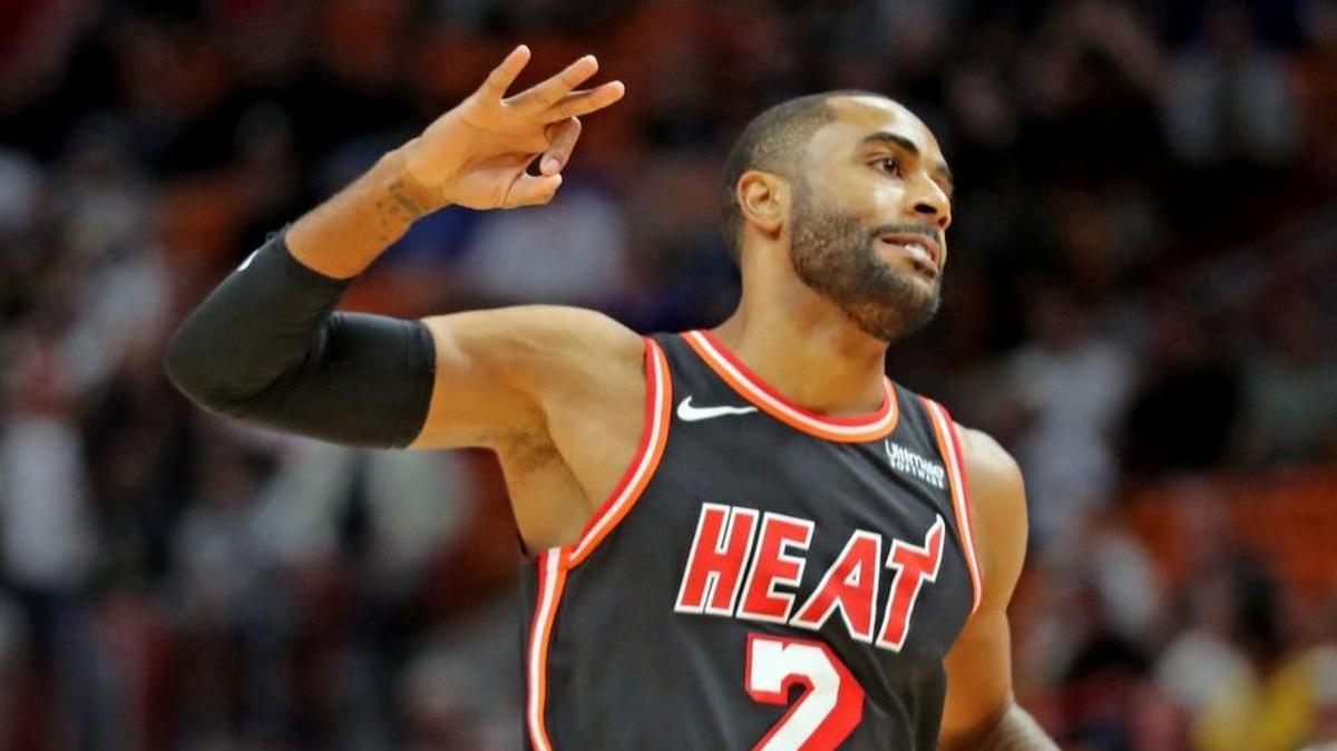 Wayne Ellington hit 5 of 10 threes, making him 16 for 26 from beyond the arc over his past three games. He entered 14th in the league in three-pointers with 70 and 22 nd in accuracy at 42.9 percent.