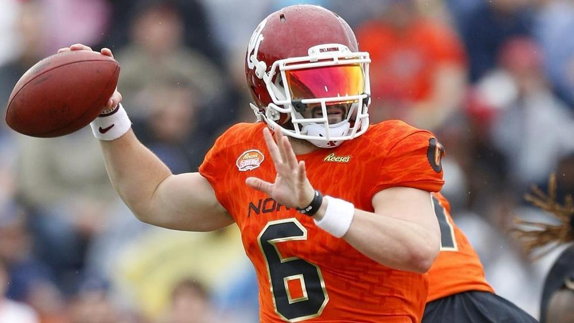 Oklahoma quarterback Baker Mayfield, who has attracted Dolphins interest, prepares to throw a pass in the Jan. 27 Senior Bowl.