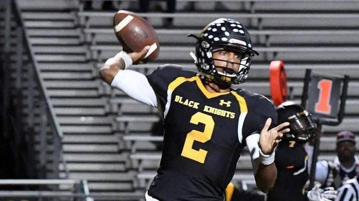 Jarren Williams is a four-star, dual-threat quarterback prospect from Central Gwinnet High School in Lawrenceville, Ga.