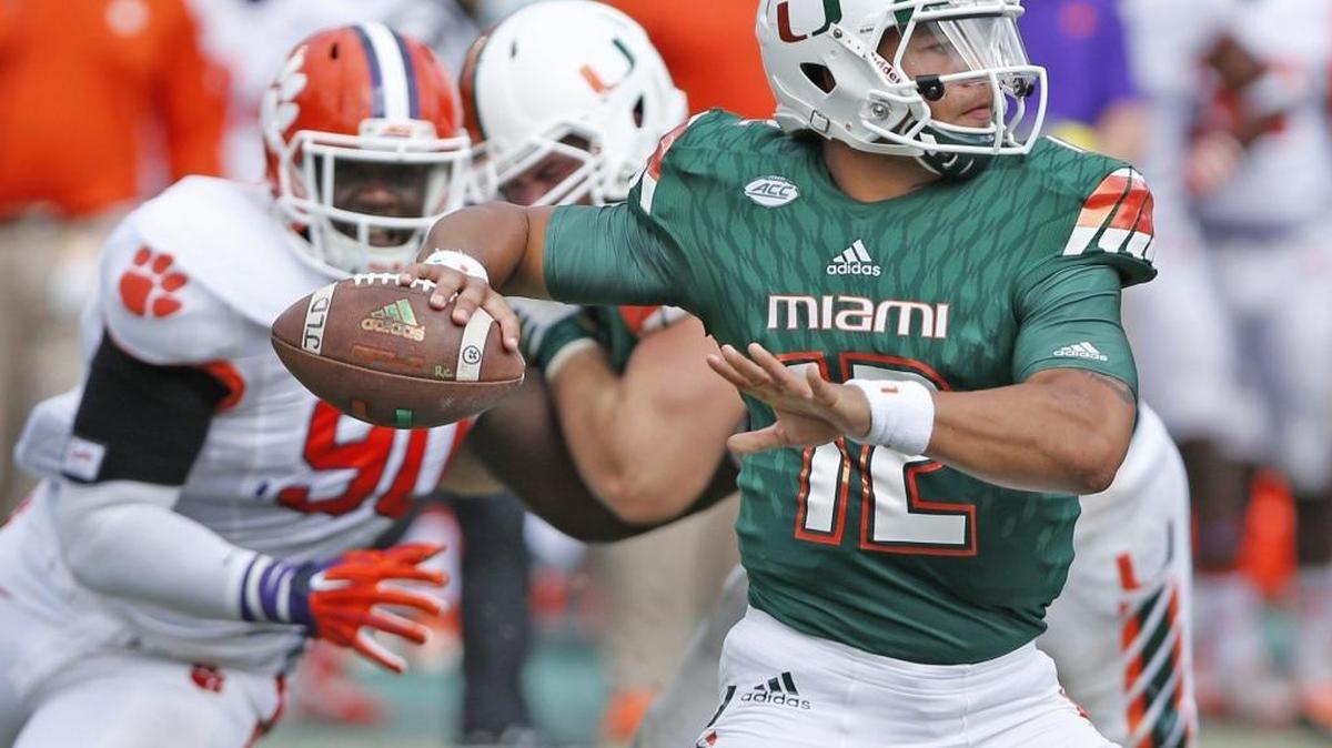 Miami Hurricanes quarterback Malik Rosier (12) sets up to pass in the third quarter as the University of Miami hosts Clemson at Sun Life Stadium on Saturday, Oct. 24, 2015.