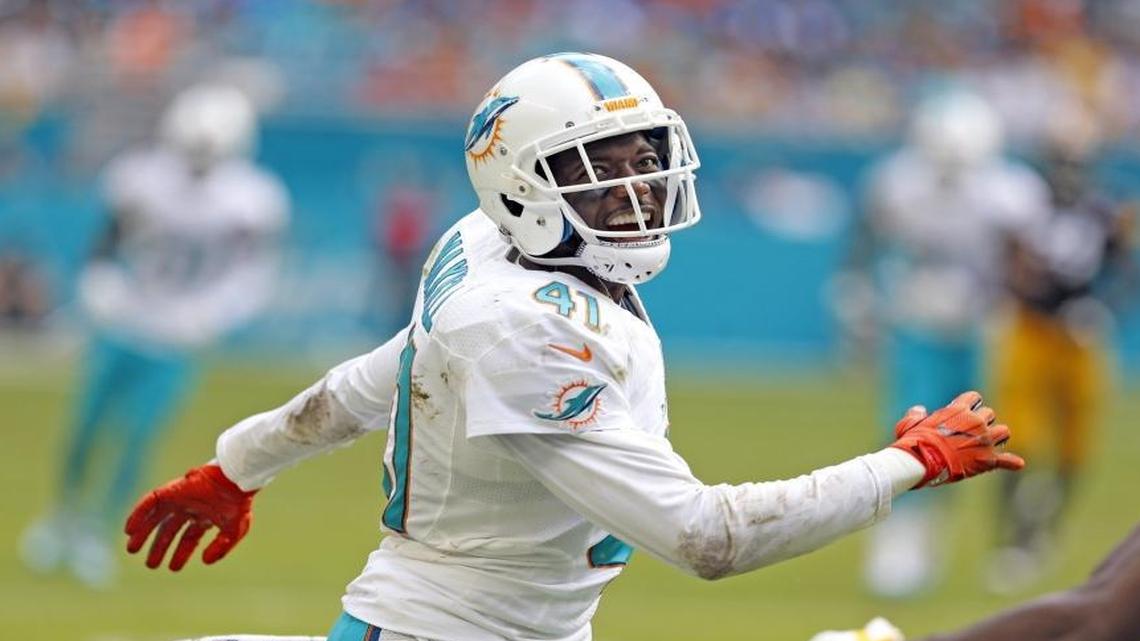 Miami Dolphins cornerback Byron Maxwell (41) as the Miami Dolphins host the Pittsburg Steelers at Hard Rock Stadium on Sun., Oct. 16, 2016.