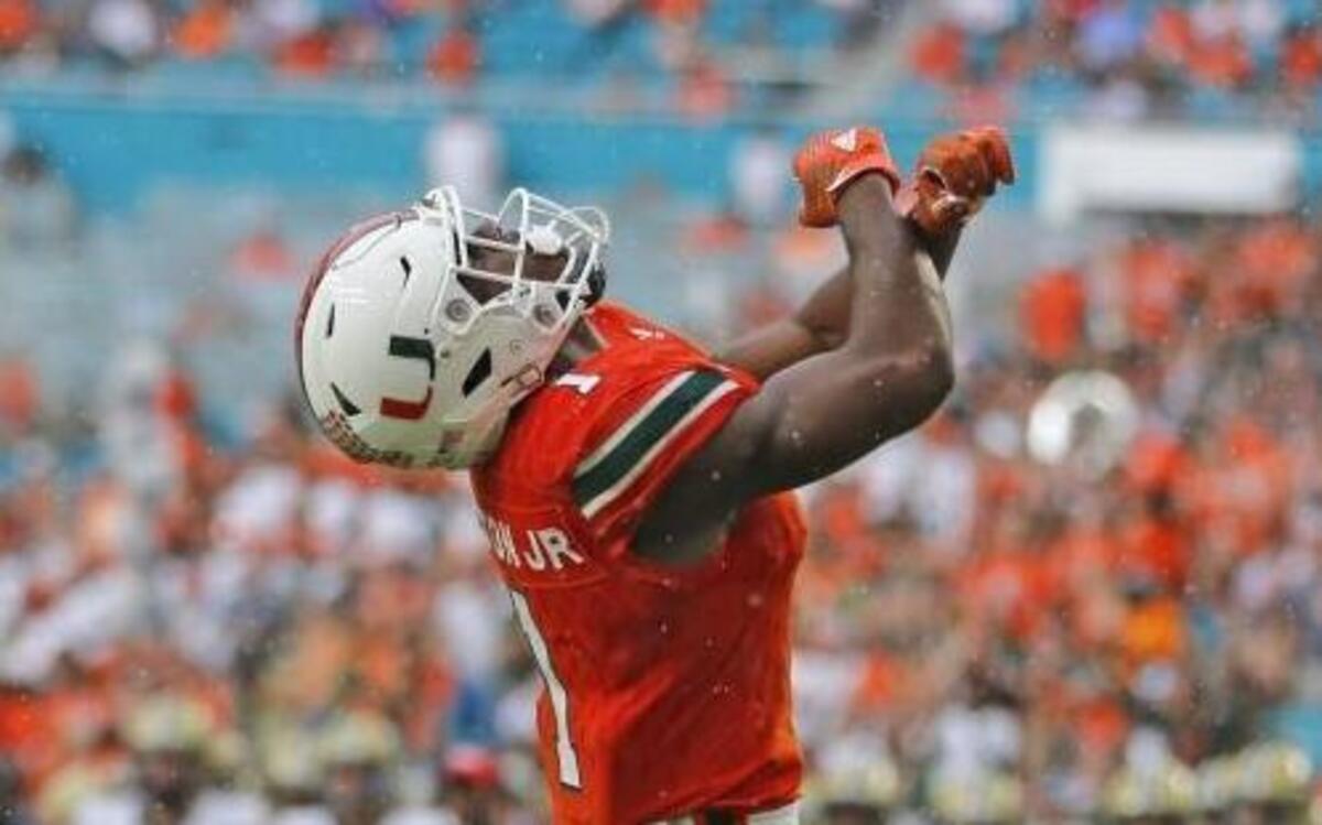 Miami Hurricanes running back Mark Walton reacts after running the ball inside the five yard line in the first half as the University of Miami hosts Pittsburgh at Hard Rock Stadium on Sat., Nov. 5, 2016.