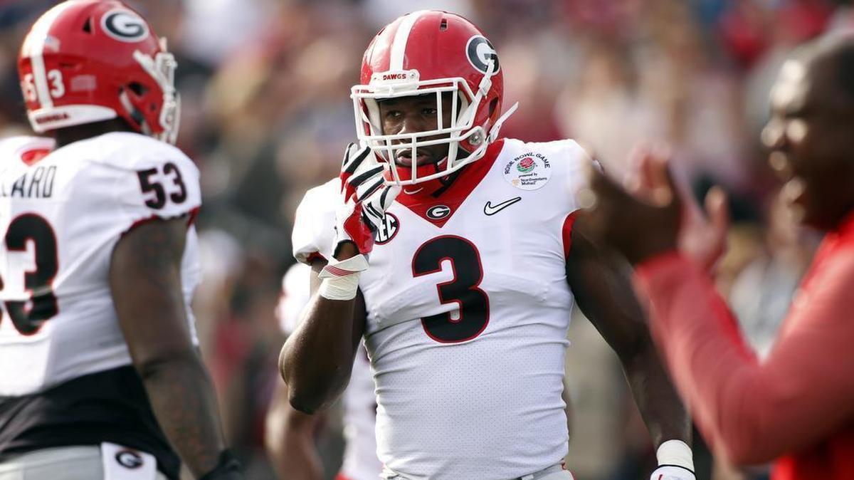 Georgia linebacker Roquan Smith (3) is holding out with the Chicago Bears due to language in his deal and a new NFL rule that could cost him money