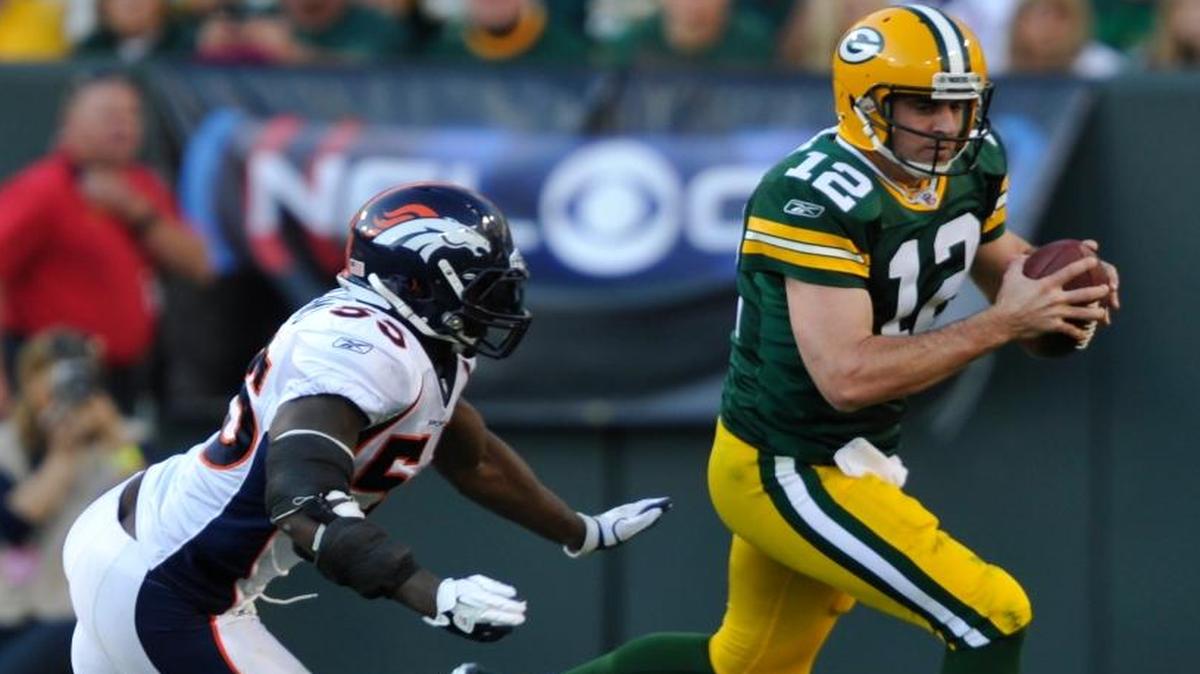 Packers QB Aaron Rodgers is having a better season than Broncos signal-caller Peyton Manning, but Denver’s pass-rushers might have the final say Sunday at Mile High.