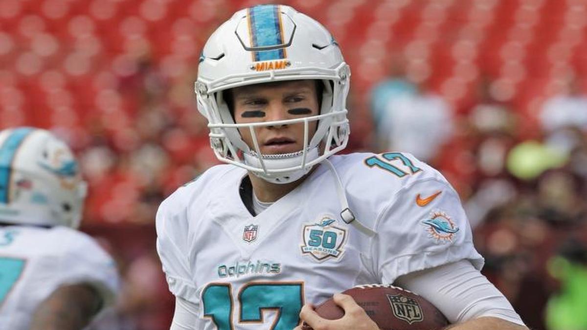 
Ryan Tannehill, who signed a $96 million extension in the offseason, had good and bad moments in the Dolphins’ opener against the Redskins, including at least two passes that should have been intercepted.
