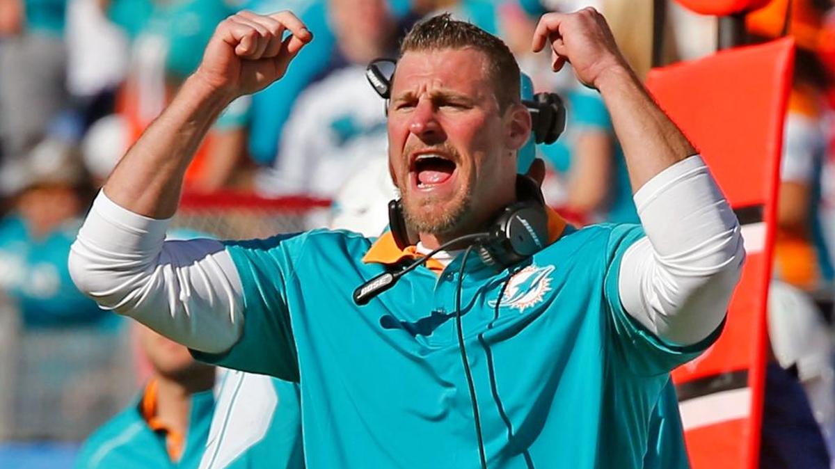 
Miami Dolphins interim head coach Dan Campbell gives instructions from the sideline in the fourth quarter against the Tennessee Titans at Nissan Stadium in Nashville, Tenn., on Sunday, October 18, 2015.
