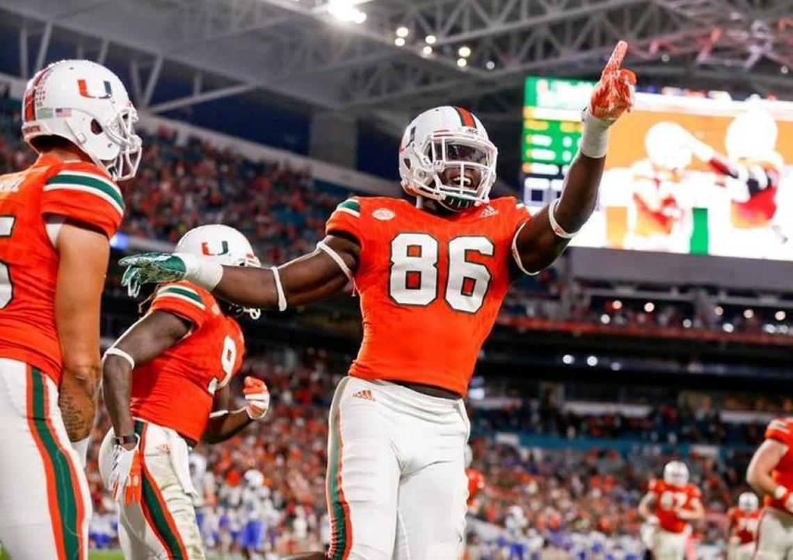 Miami Hurricanes tight end David Njoku celebrates in the end zone after a fourth quarter touchdown against Duke.