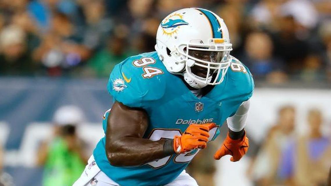 Miami Dolphins linebacker Lawrence Timmons during an NFL preseason football game against the Philadelphia Eagles at Lincoln Financial Field in Philadelphia, Thursday, Aug. 24, 2017.