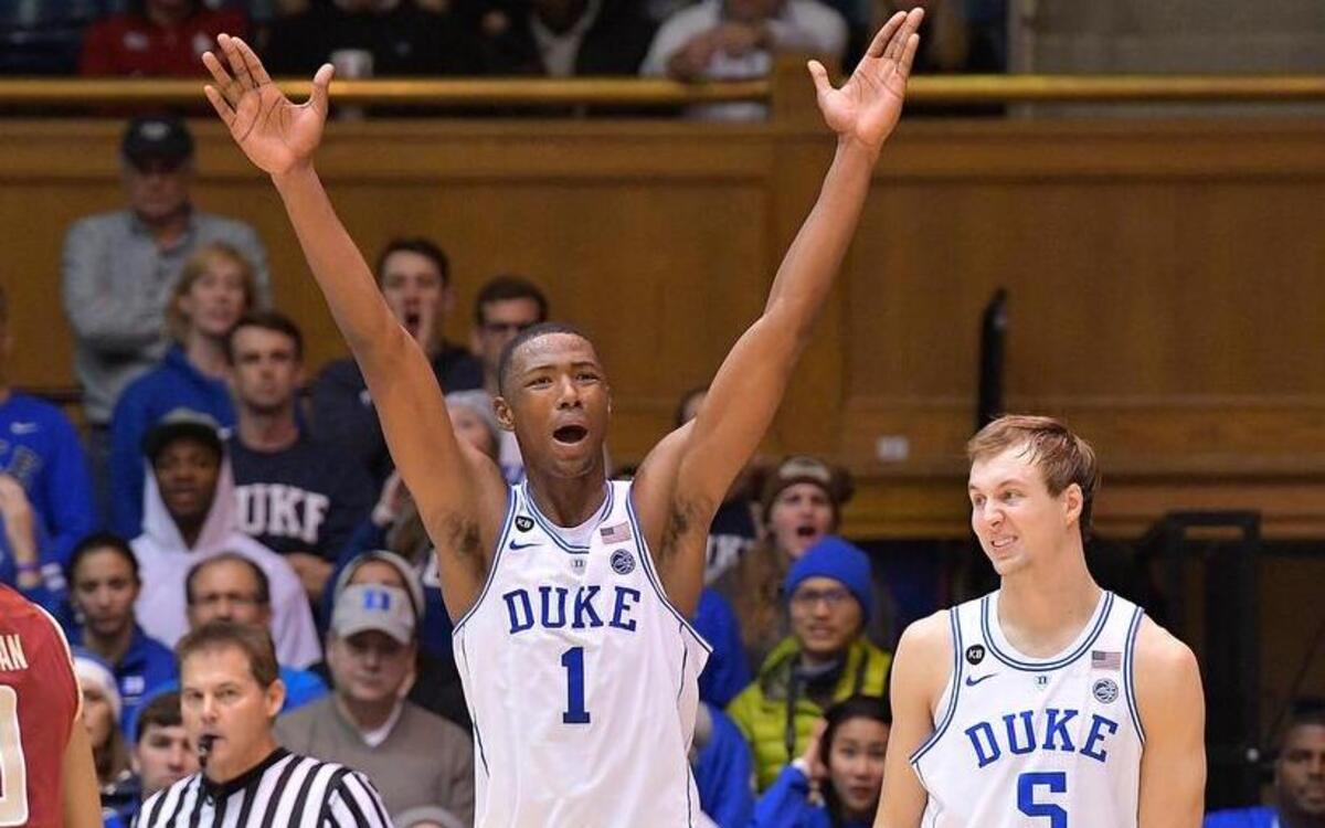 Duke forward Harry Giles could fall to the Heat with the 14th pick and be the risky steal of the NBA Draft if his knees pass medical scrutiny.