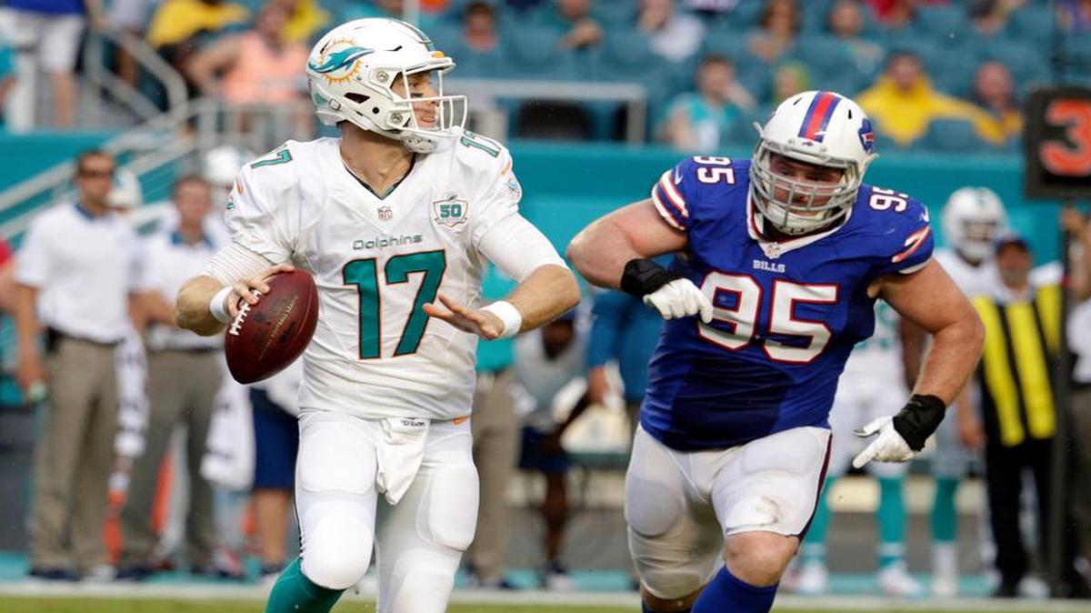 
Dolphins quarterback Ryan Tannehill, who was harassed by the Bills last week, might have trouble against the Jets defense on Sunday in London in a game that starts at 9:30 a.m.
