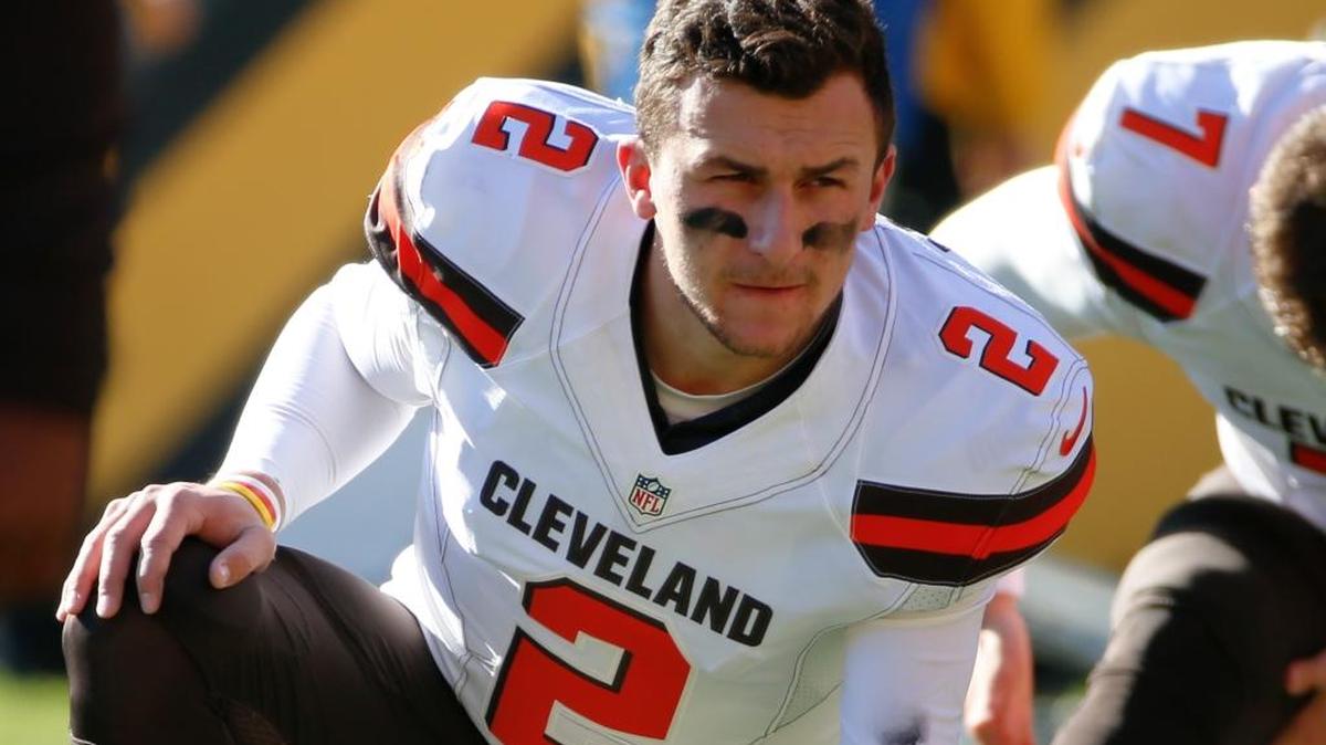 Cleveland Browns quarterback Johnny Manziel looks on before a game against the Pittsburgh Steelers, Sunday, Nov. 15, 2015, in Pittsburgh.