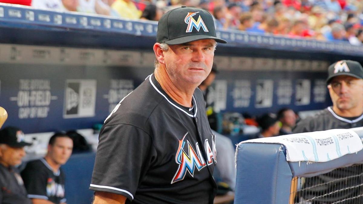 
Miami Marlins manager Dan Jennings watches on in the fourth inning of a baseball game against the Atlanta Braves, Saturday, Aug. 8, 2015, in Atlanta. The Braves won 7-2.
