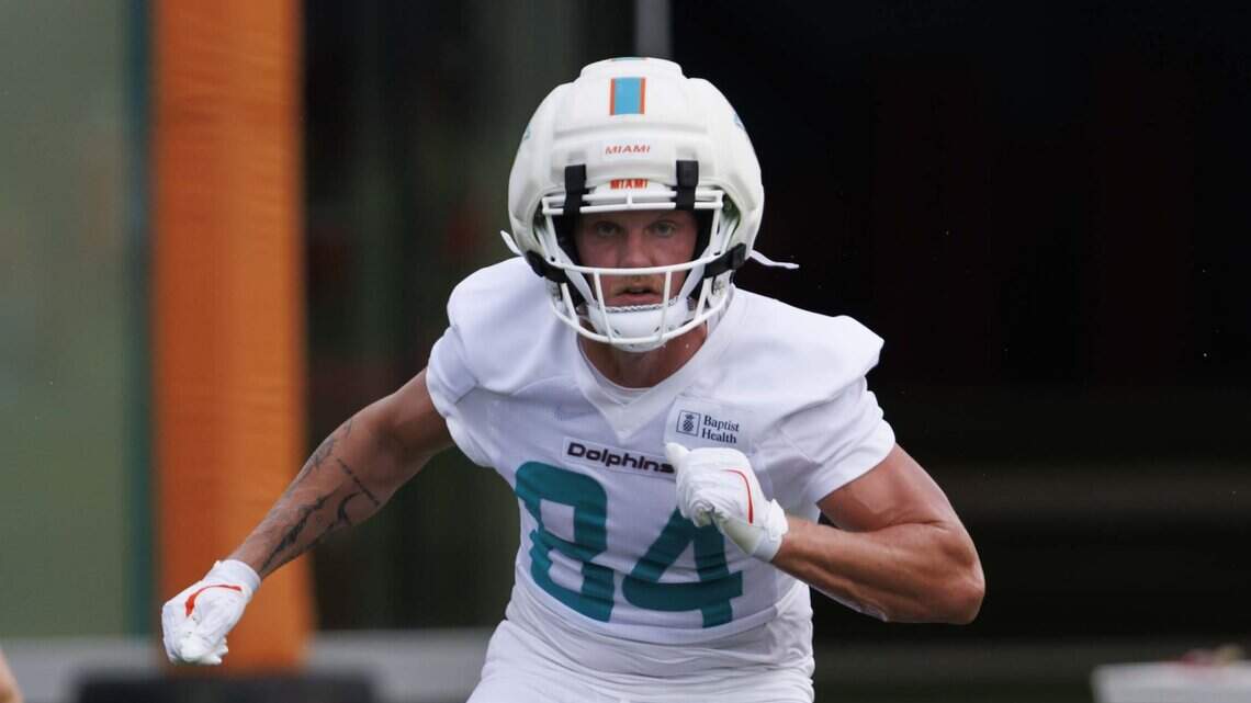 Miami Dolphins cut Ryan Miller after claiming former Texans receiver