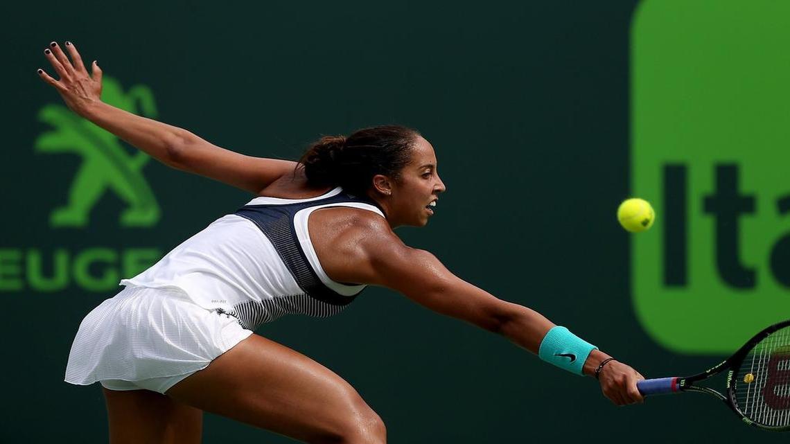 Boca Raton resident Madison Keys stretches for a return in her victory against Roberta Vinci in the third round.