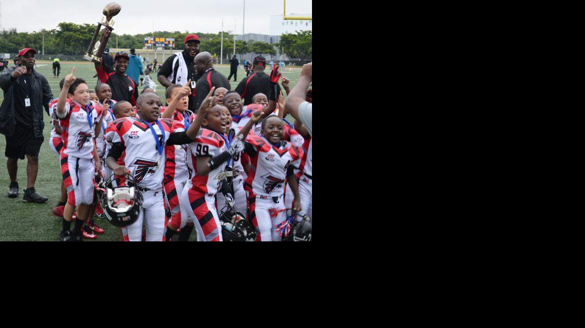 
The Northwest Boys & Girls Club Falcons won the Greater Miami South Florida Pop Warner Bandit Division I Super Bowl of the Sean Taylor Classic at North Miami Athletic Stadium.
