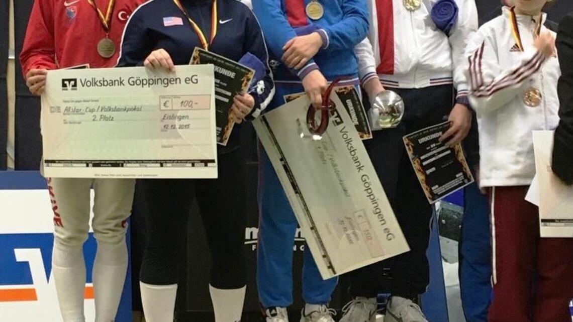 Scheck Hillel’s Esther Bentolila wins silver at Fencing World Cup in Germany